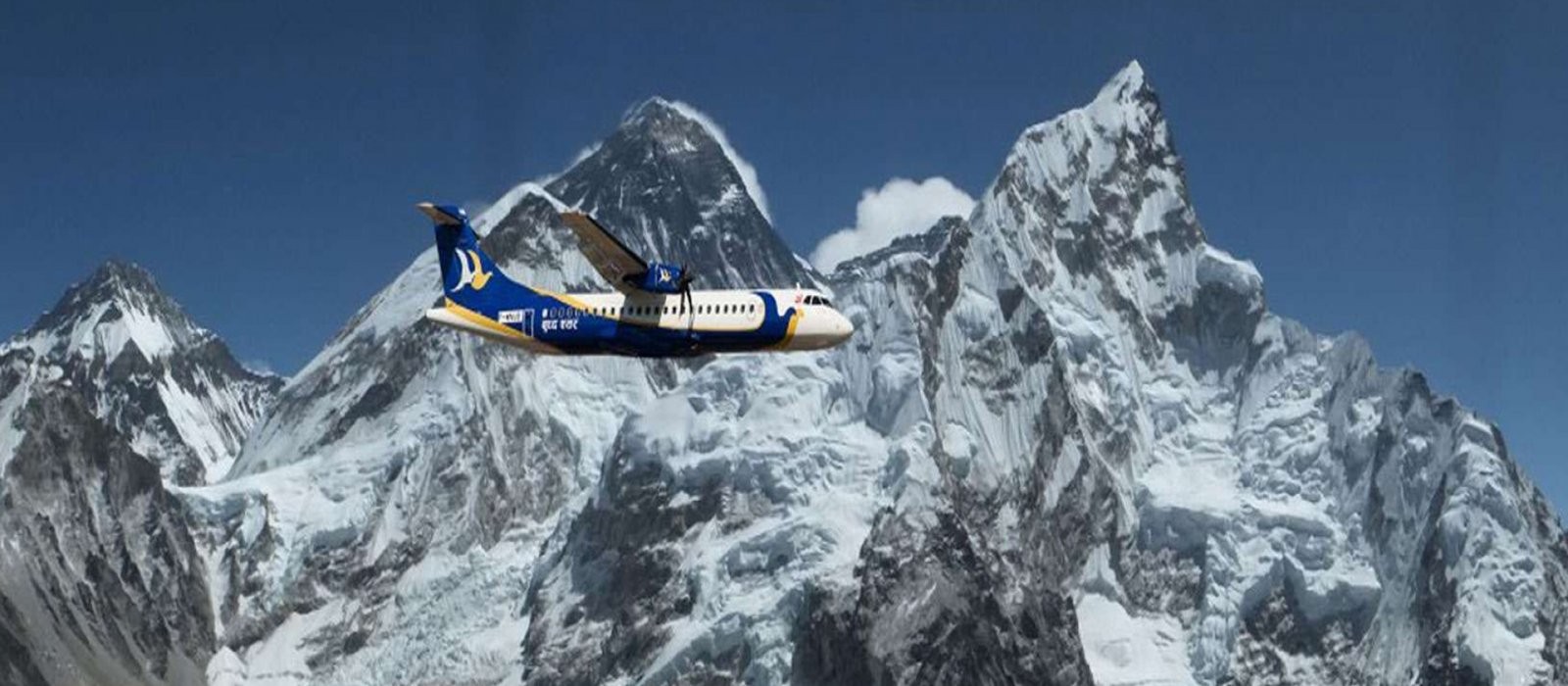 everest tour by flight